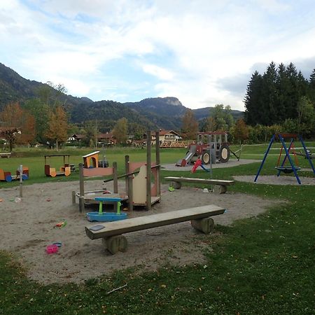 Chiemgauferienwohnungen - Wanderlust Und Alpenrose Unterwoessen Exterior photo