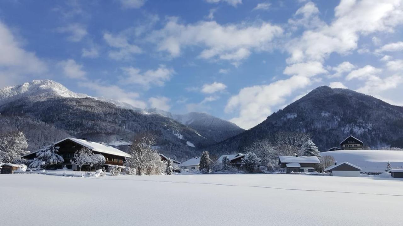 Chiemgauferienwohnungen - Wanderlust Und Alpenrose Unterwoessen Exterior photo